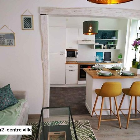 2 Min Walk From Train Station And Center Of Tours Apartment Luaran gambar