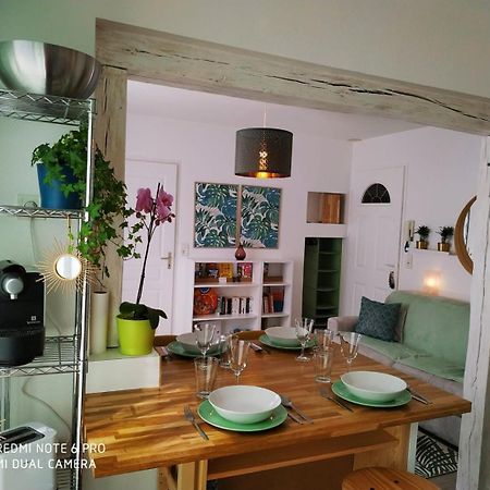 2 Min Walk From Train Station And Center Of Tours Apartment Luaran gambar