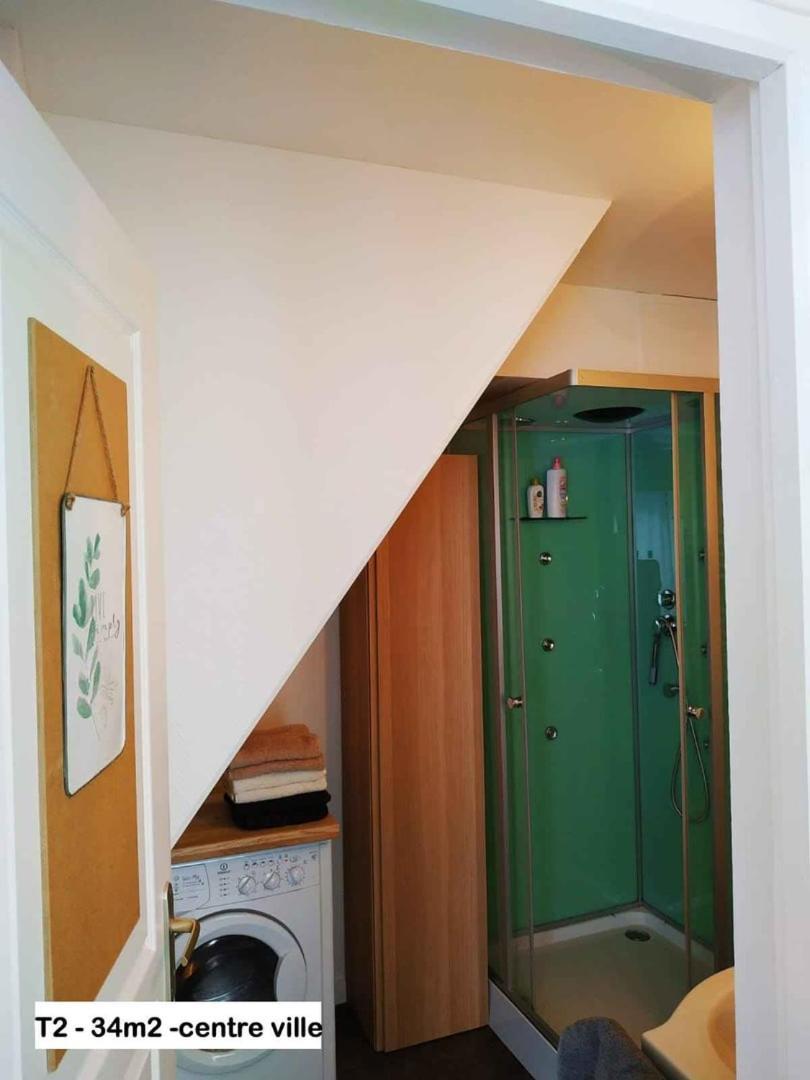 2 Min Walk From Train Station And Center Of Tours Apartment Luaran gambar